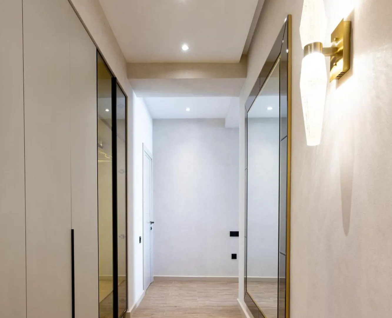 Delmar Suites & Residence Baku