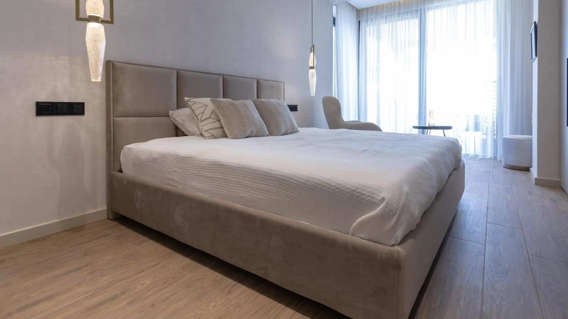 Delmar Suites & Residence Baku 0*,  Azerbaijan