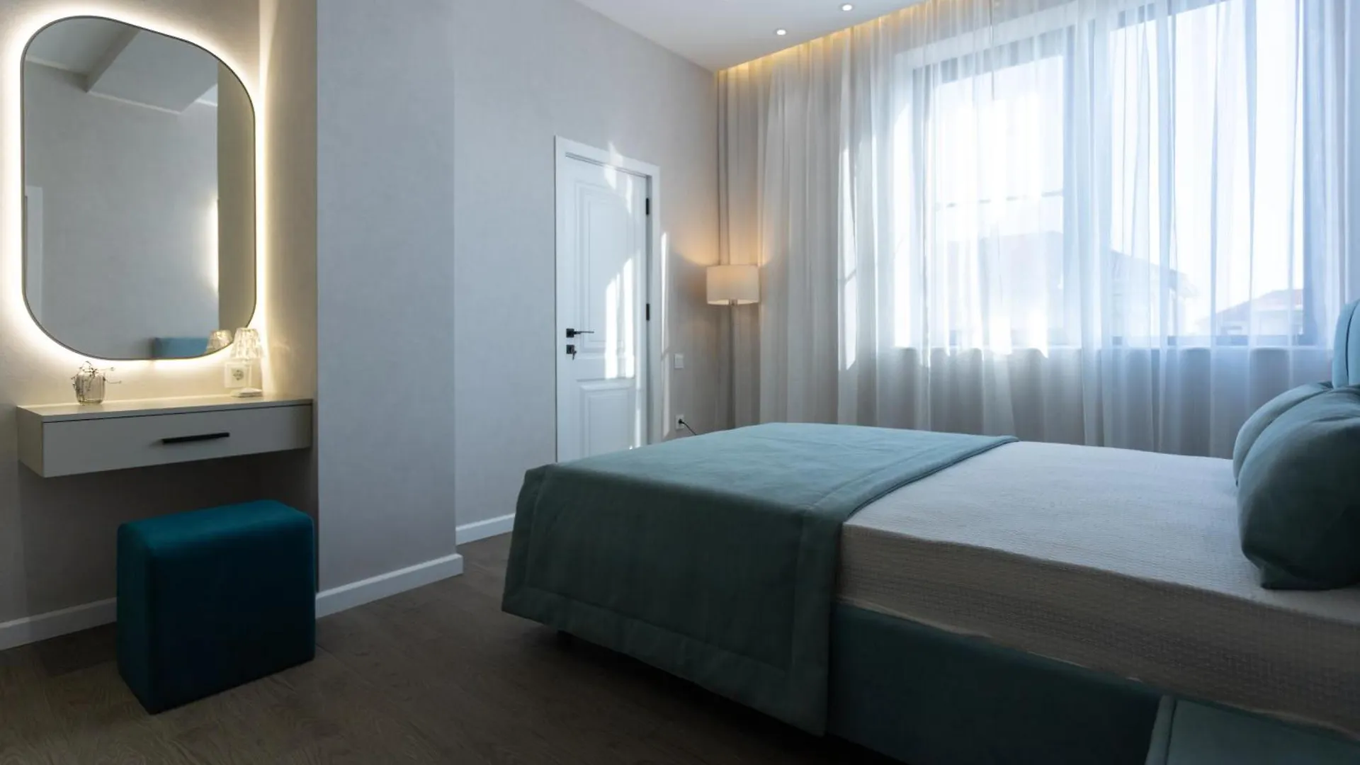Delmar Suites & Residence Baku 0*,  Azerbaijan