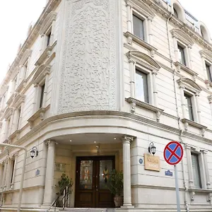 Nemi Center Otel